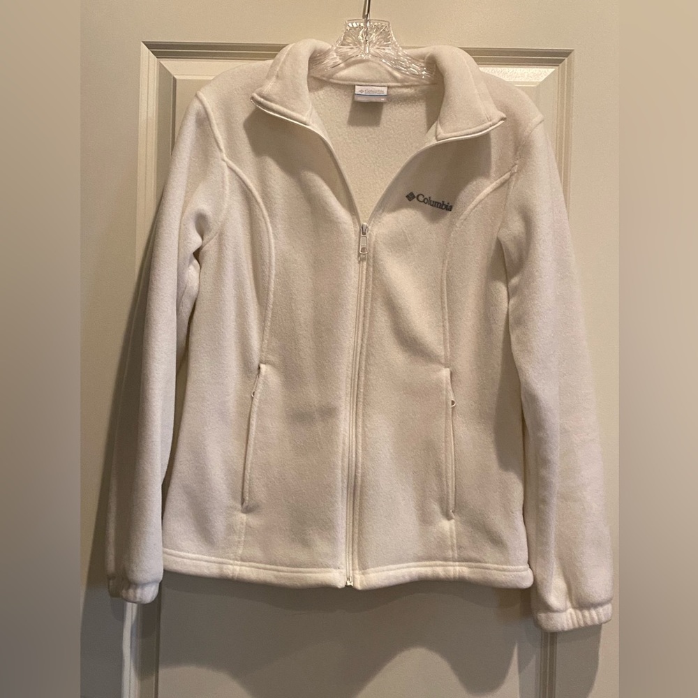 Women’s COLUMBIA fleece jacket, Size M